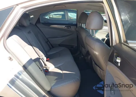 2011 Hyundai Sonata Hybrid from USA, damaged, VIN KMHEC4A4XBA016883